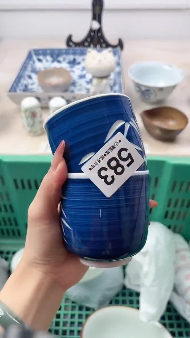 瓷片人****远583，，，，，，，，