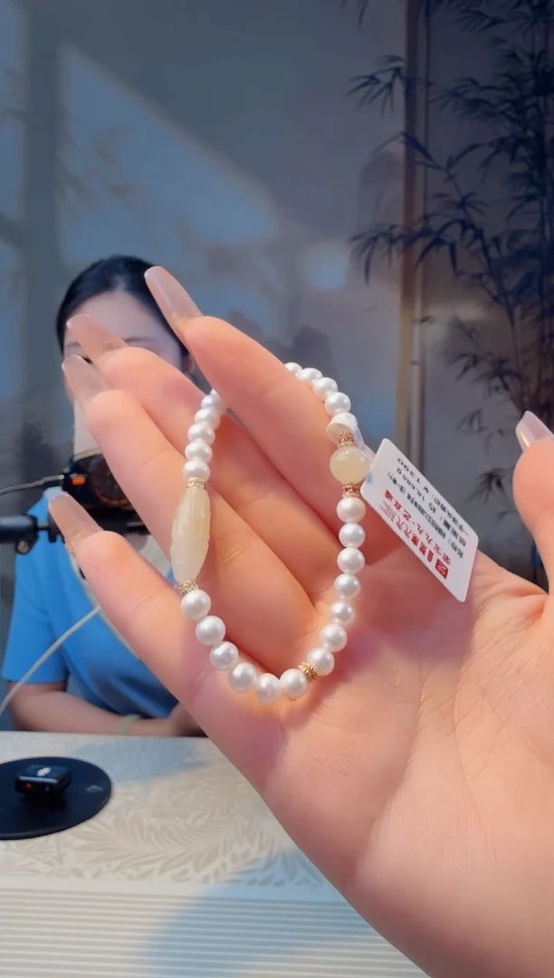 未镶嵌手链和田玉闪购 新疆和田玉