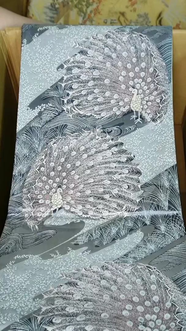 织绣织锦150六通孔雀