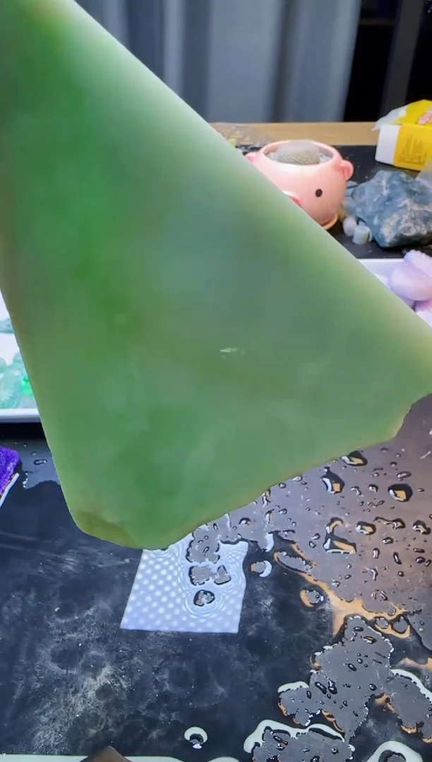 翡翠未镶嵌颈饰076天然缅甸A货翡翠