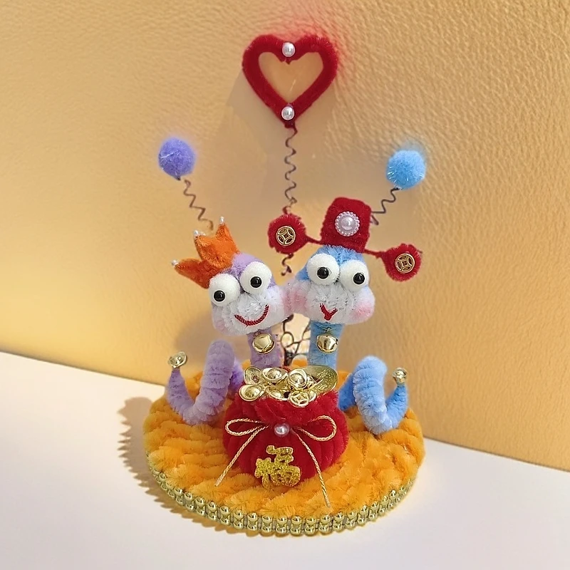 【成品发售】2025蛇年车载摆件手工扭扭棒萌趣蛇宝送朋友闺蜜礼物