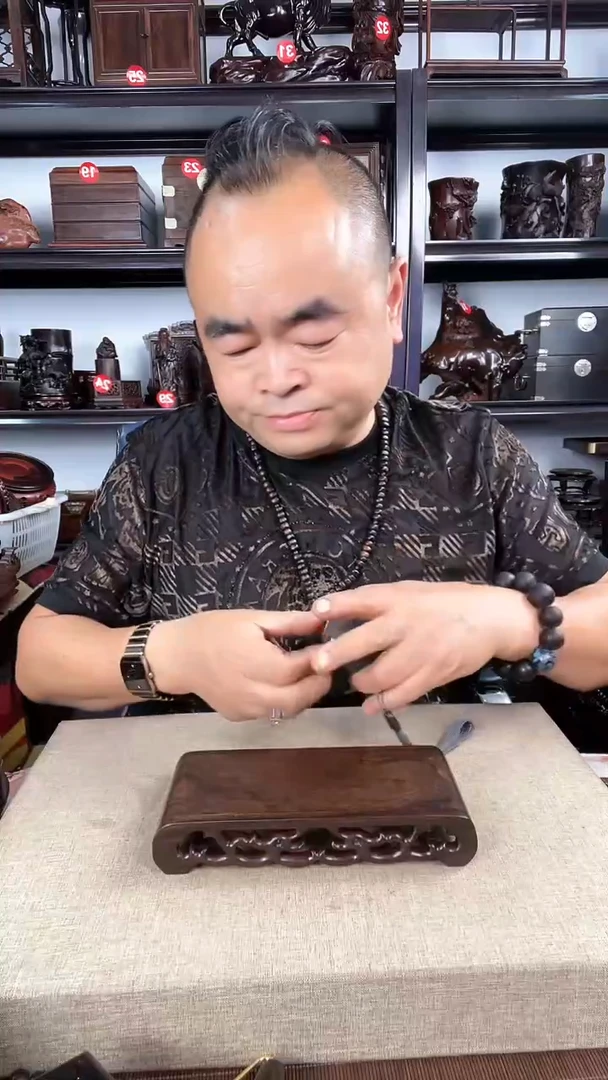 木141瑕疵老李红木工艺品