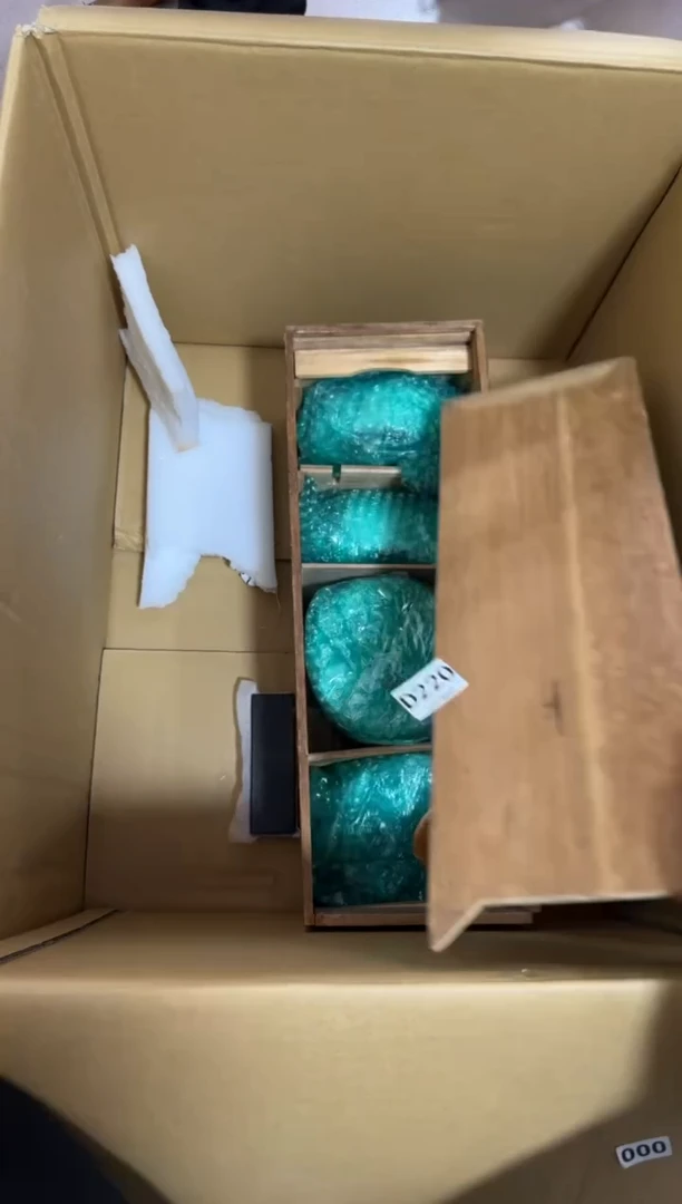 瓷片萬**騰220 中古商品，谨慎购买