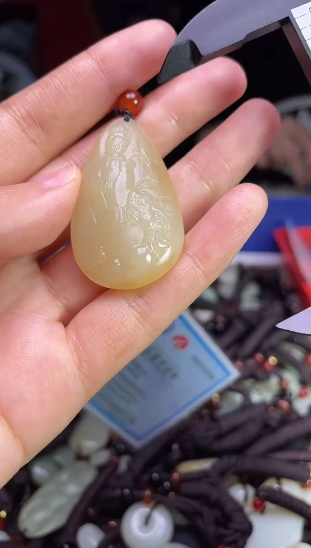 未镶嵌和田玉挂件1