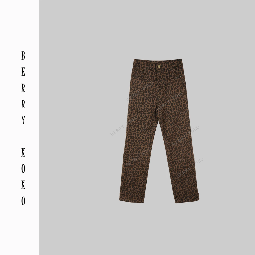【MISSKO】复古风豹纹纽扣洗水显瘦直筒牛仔烟管裤修身时尚百搭 K37