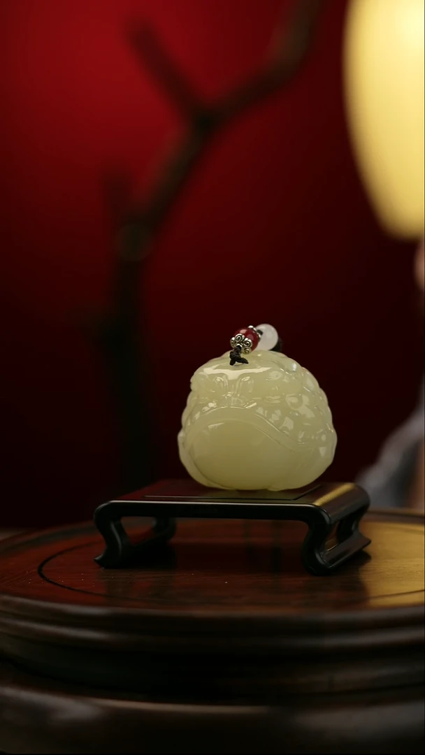 玉【恶霸金蟾】天然玉石手把件