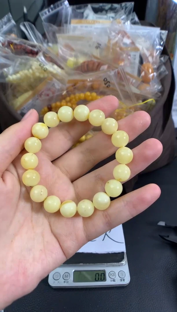 琥珀未镶嵌珠宝奇石1