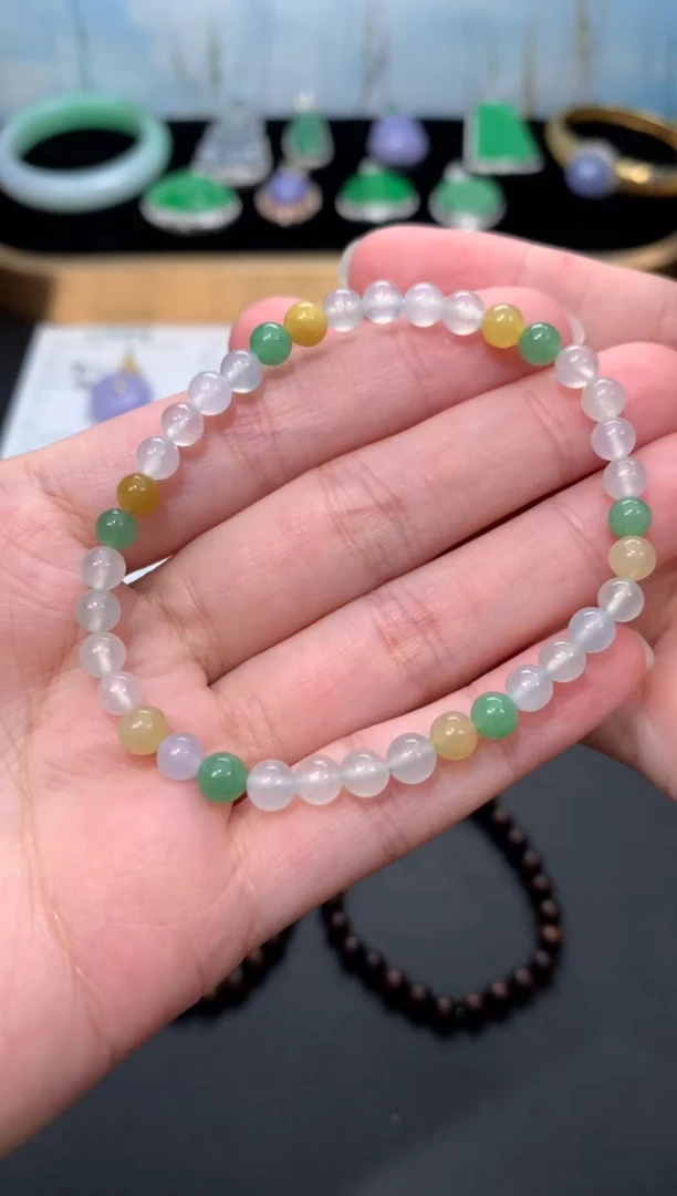 未镶嵌定制翡翠48小时鉴赏期 退货不扣服务费
