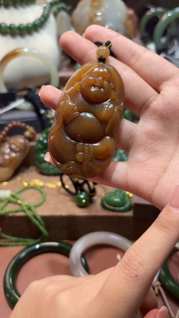 颈饰未镶嵌和田玉1