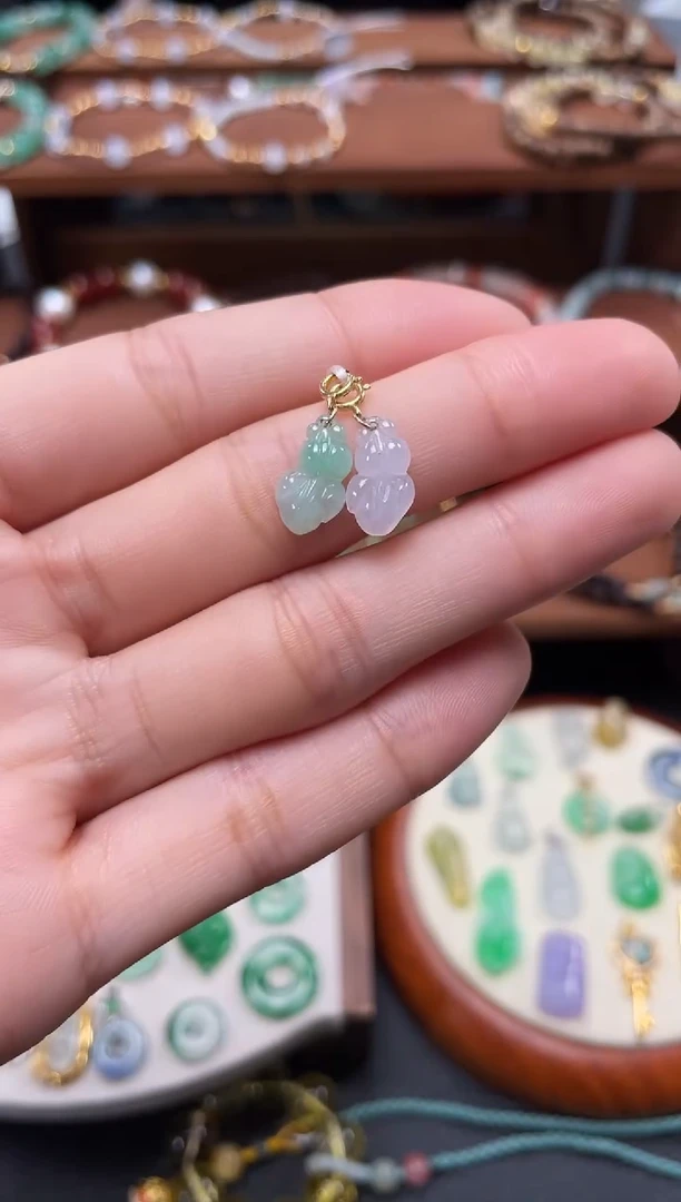 【闪购商品】翡翠吊坠(不含链)18K金镶嵌2个  JK157