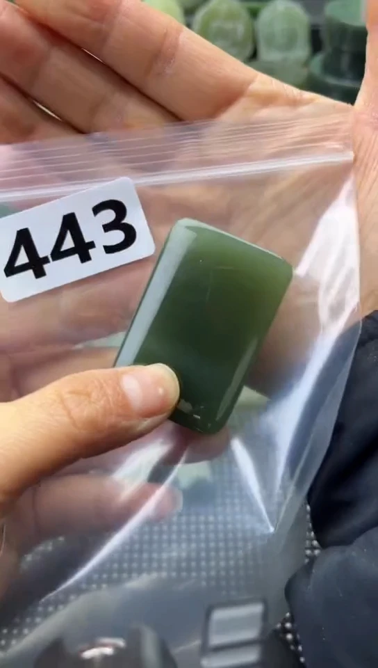 未镶嵌和田玉珠宝半成品牌子