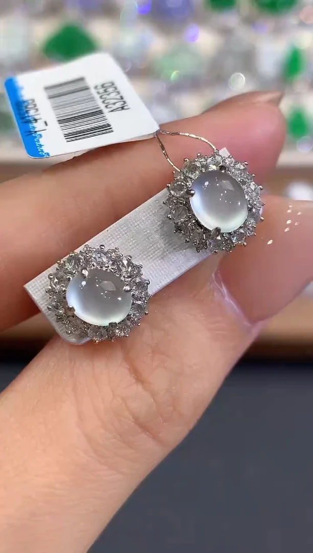 18K金镶嵌翡翠耳饰a176