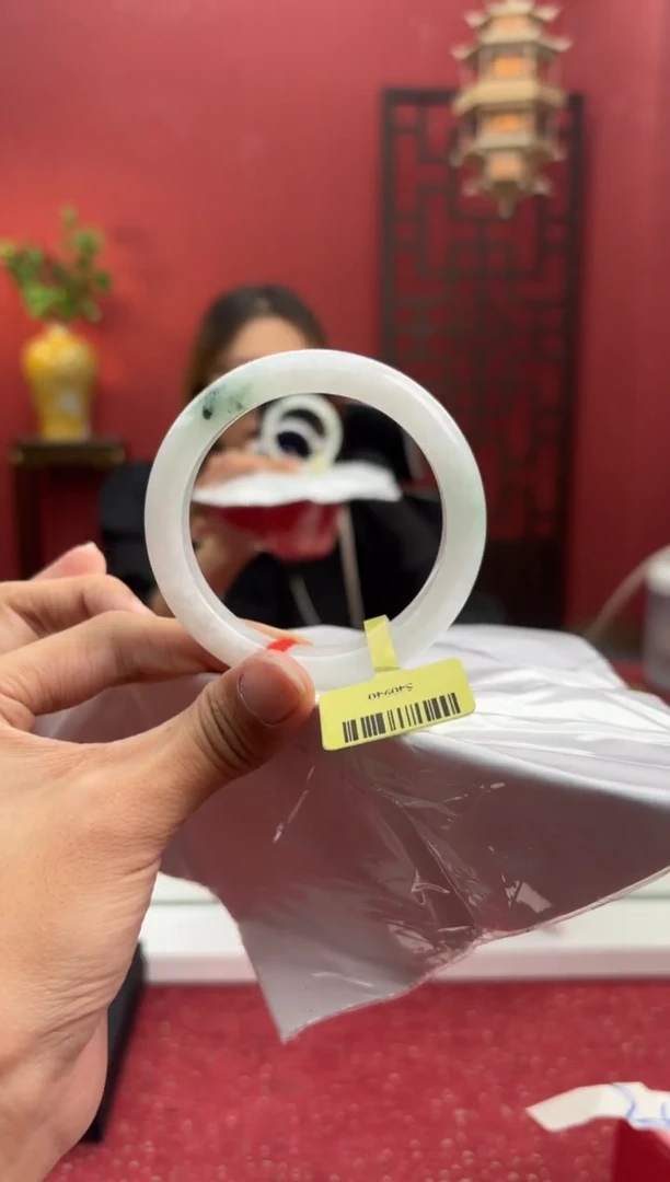 未镶嵌手镯翡翠翡翠手镯