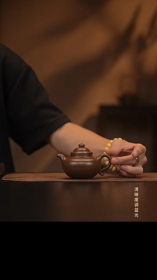 允禾斋  紫砂壶  莲子