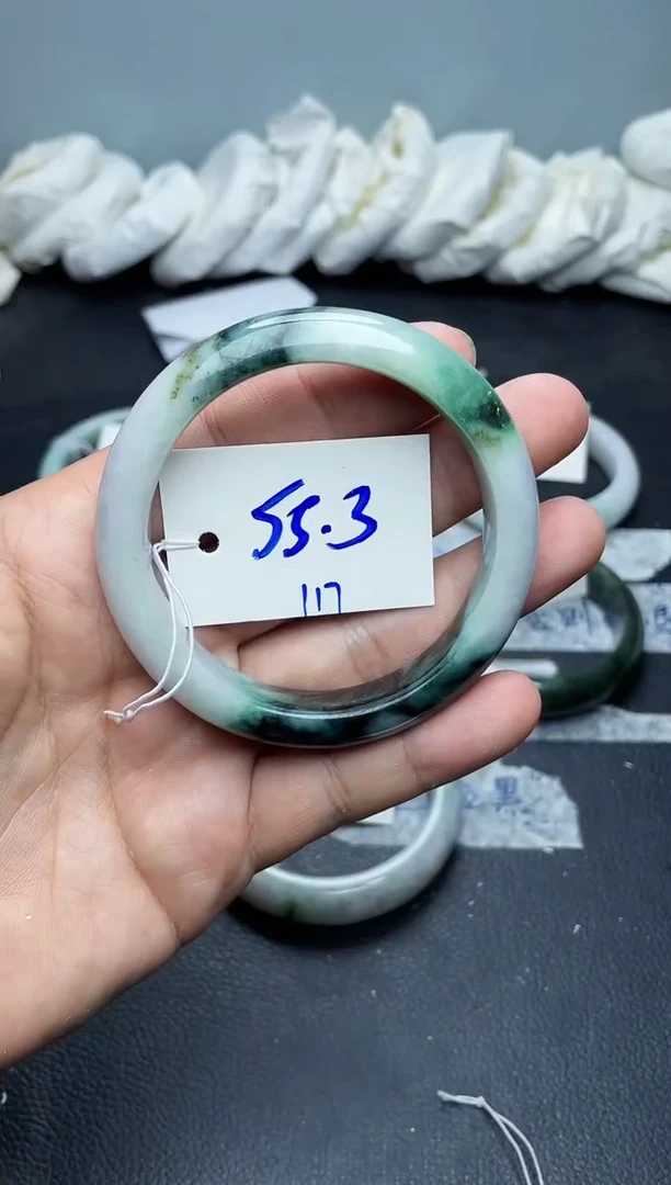 未镶嵌手镯翡翠117