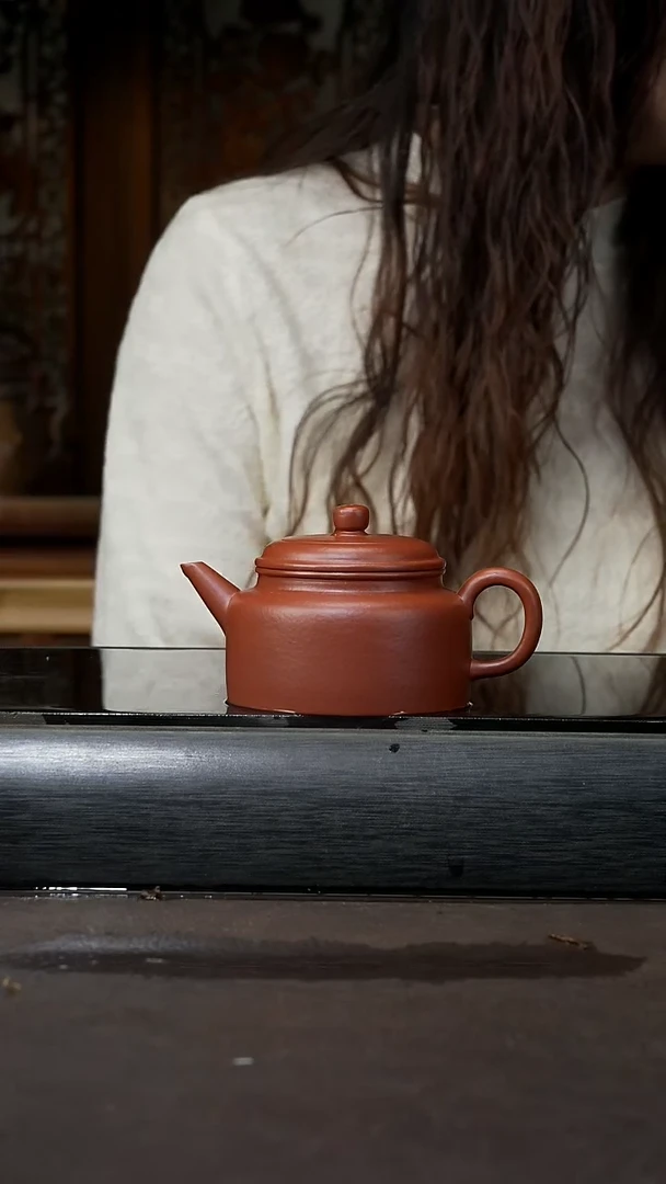 【闪购商品】紫砂茶壶赵庄朱泥 德钟 130cc