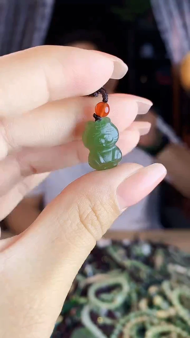 未镶嵌和田玉挂件多样性发货拍一发一