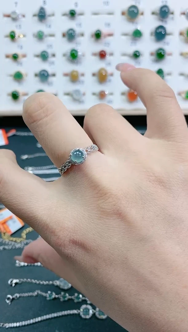 翡翠戒指银S925镶嵌天然翡翠