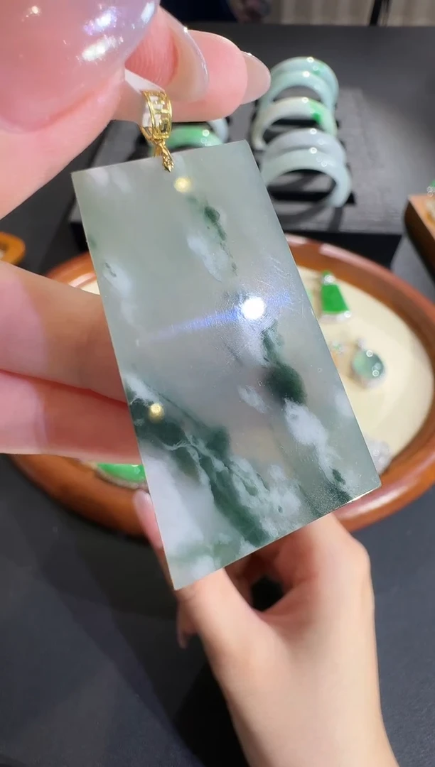 吊坠(不含链)18K金镶嵌翡翠【源头工厂】