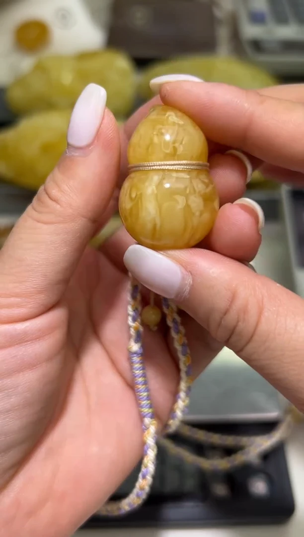 裸石琥珀未镶嵌琥珀蜜蜡吊坠