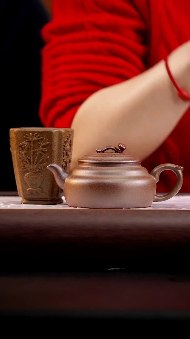 茶壶紫砂古龙沉香柴烧如意紫菱