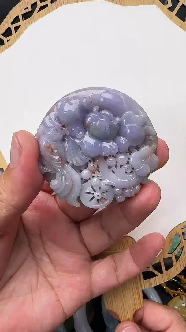 颈饰未镶嵌翡翠吊坠
