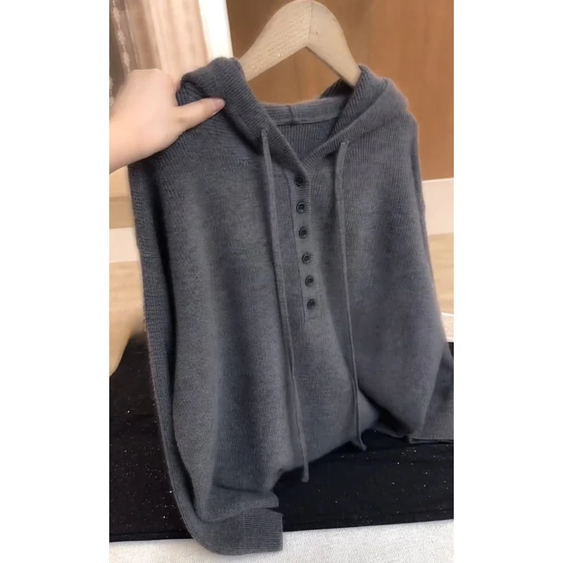 2025巨好看韩系氛围感独特漂亮针织衫上衣酒红色v领长袖毛衣女秋