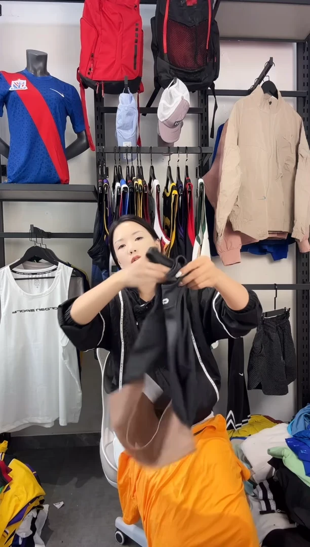 748编码 瑕疵款直播间过款为准 尺码2