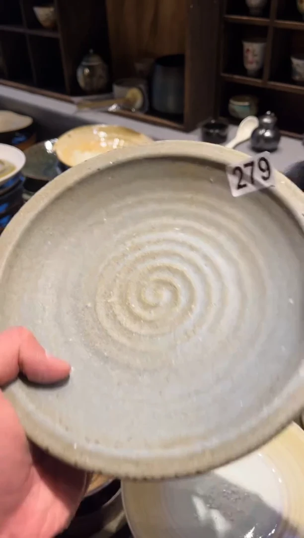 【闪购商品】瓷片279  粗陶灰色平沿盘1个