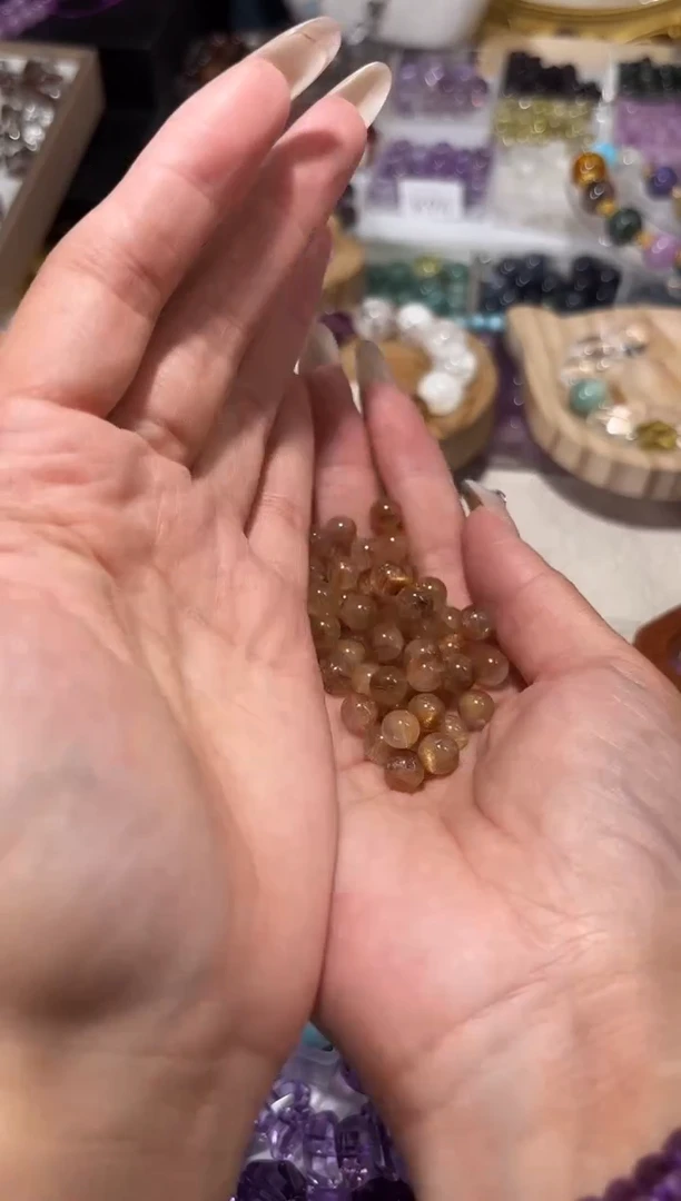 水晶手串未镶嵌R60铜发卡7发四颗