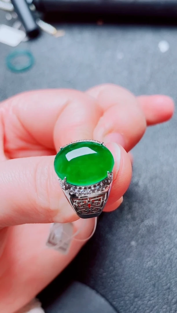 银S925镶嵌戒指翡翠1111