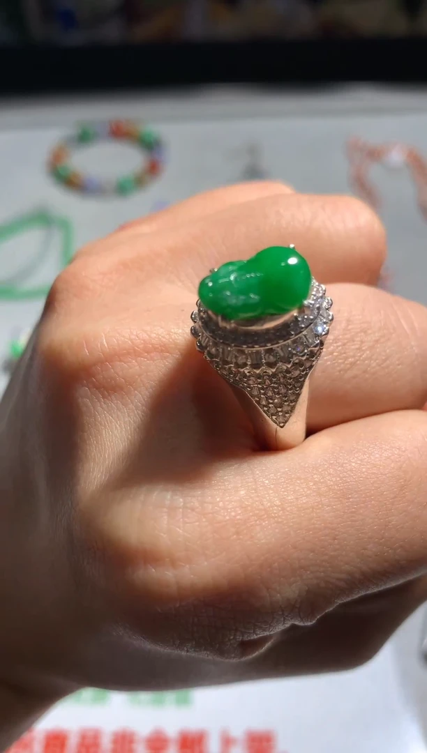 未镶嵌定制翡翠天然翡翠