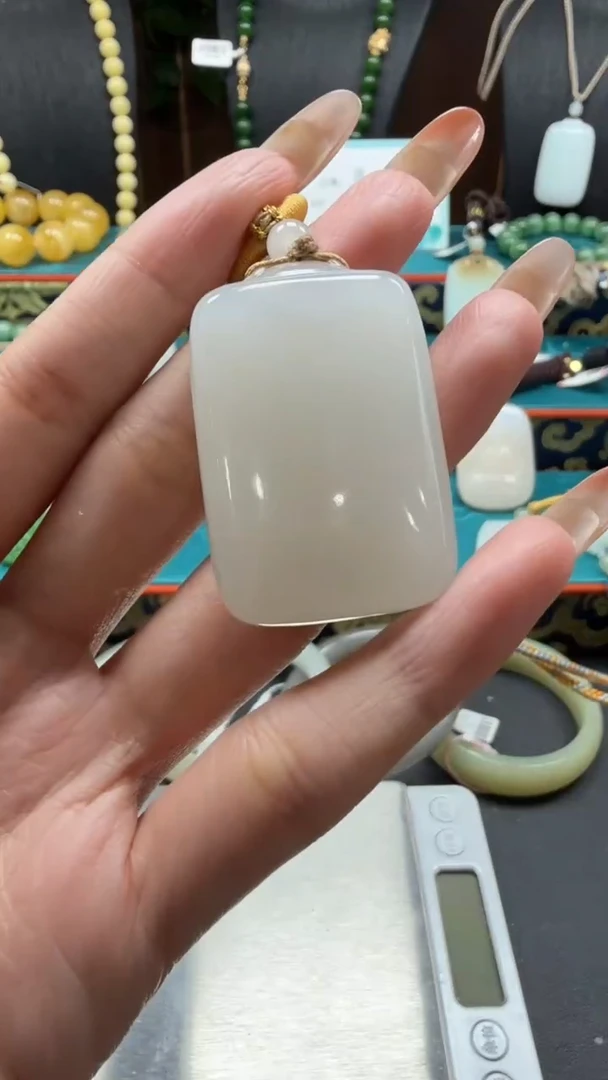颈饰未镶嵌和田玉gh36