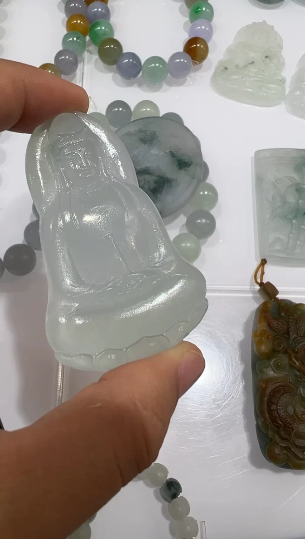 未镶嵌定制翡翠素衣