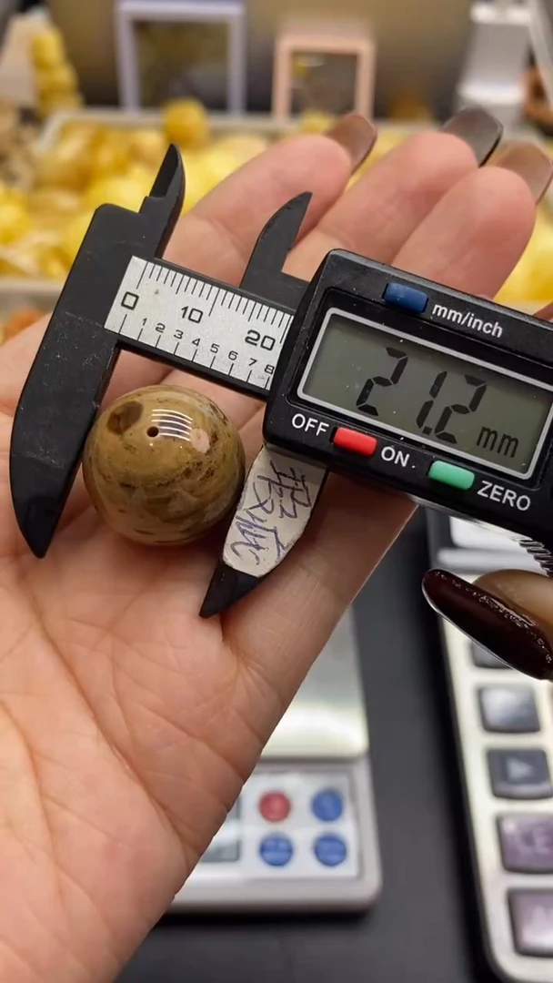 琥珀未镶嵌珠宝奇石2790