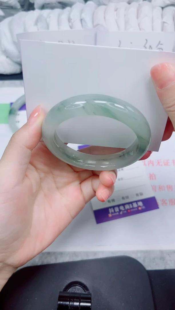 石英质玉手镯未镶嵌23-55