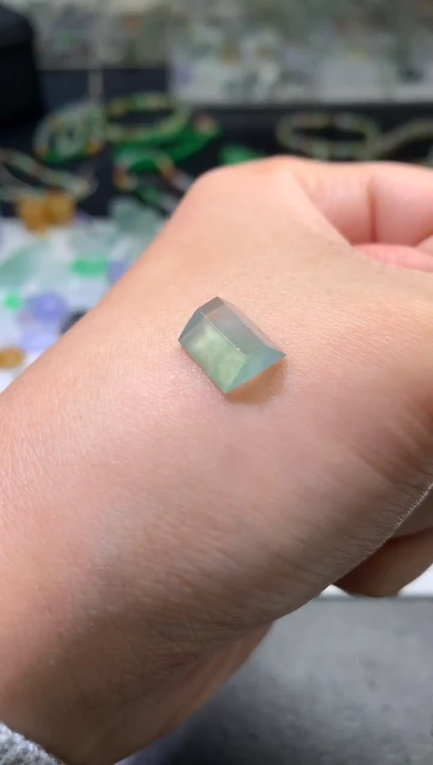 未镶嵌定制翡翠毛货 9.8-8.7-4