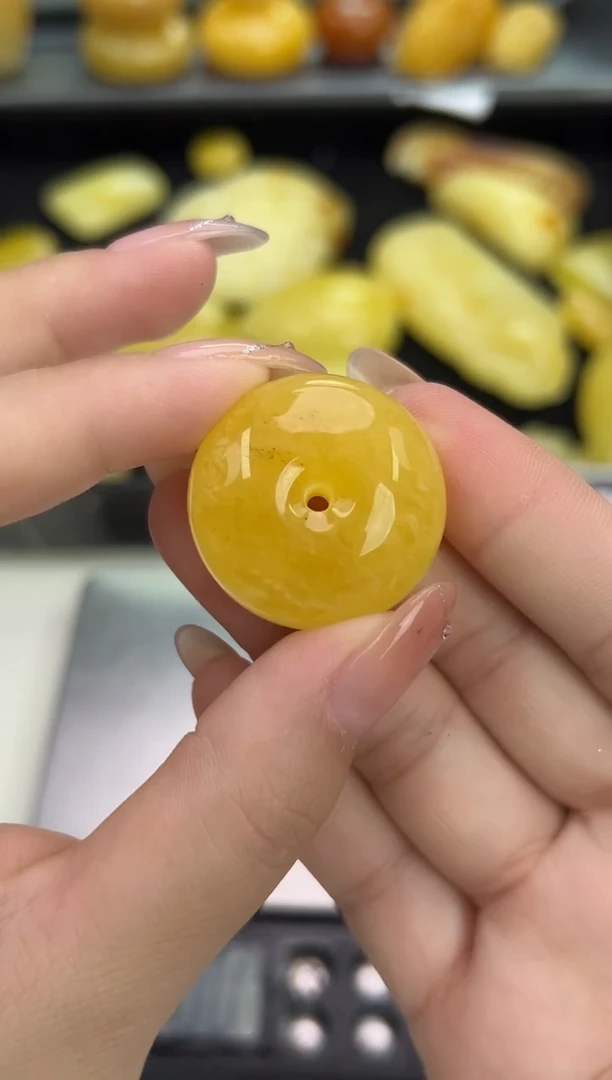 裸石琥珀未镶嵌琥珀蜜蜡吊坠