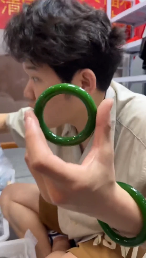 和田玉手镯未镶嵌A12碧玉圆条54