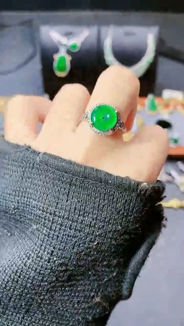 【闪购商品】翡翠戒指银S925镶嵌戒指