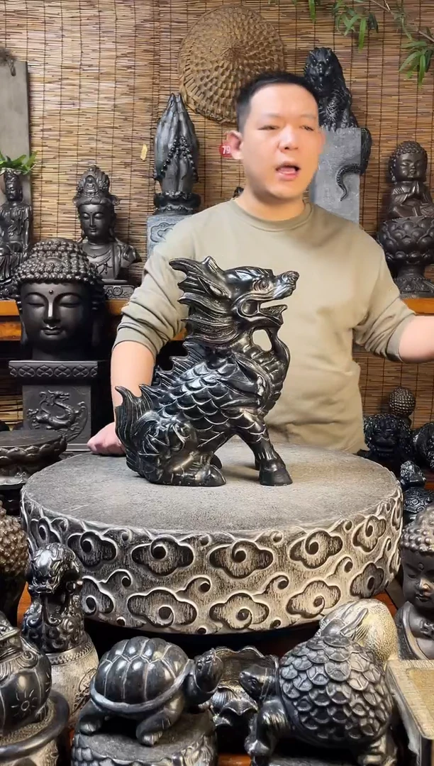 石材35火麒麟天然青石雕刻