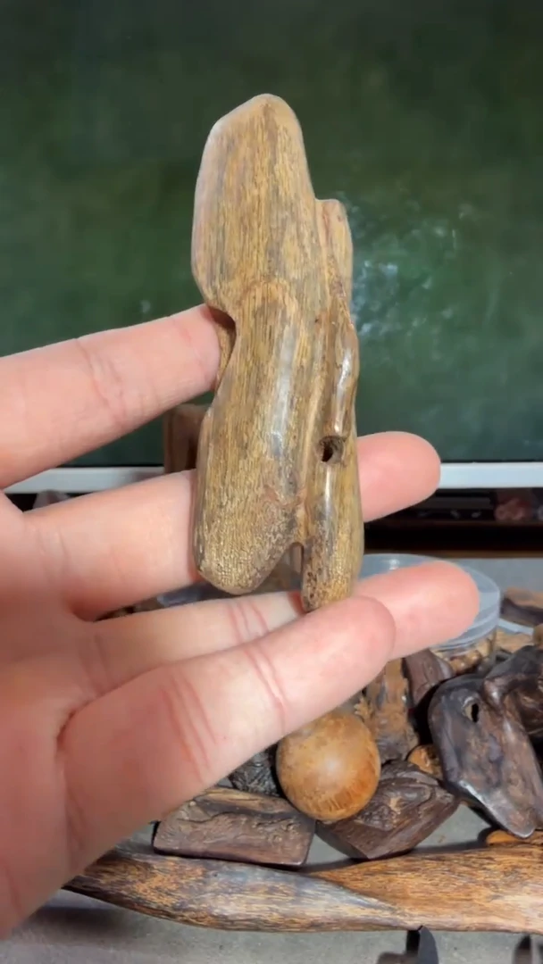 沉香手把件多样性发一