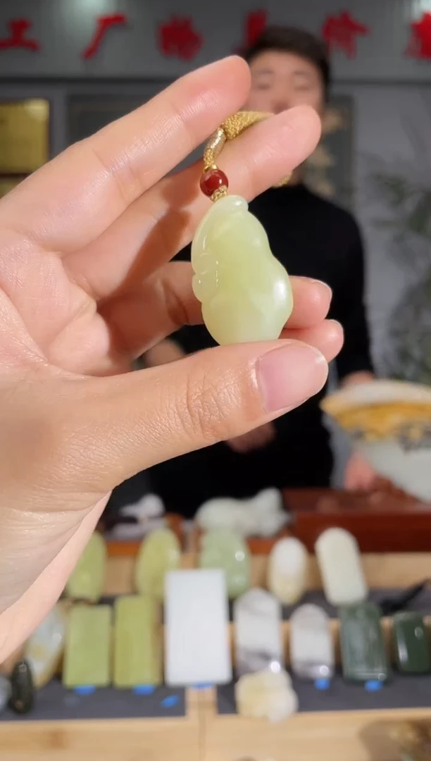 【闪购商品】和田玉颈饰未镶嵌拍一发一 多样性发货