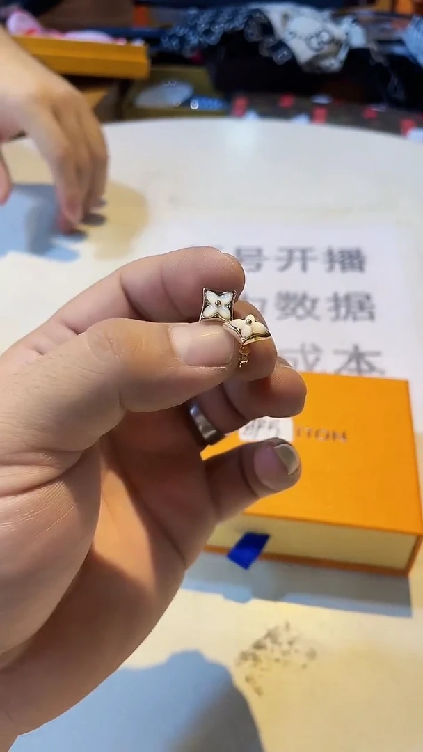 杯鸿辉家品牌瓷器，京东包邮！驴5