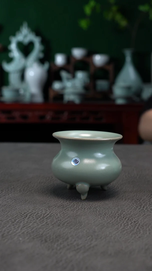 扫地僧89号小三足炉不完美简包-二