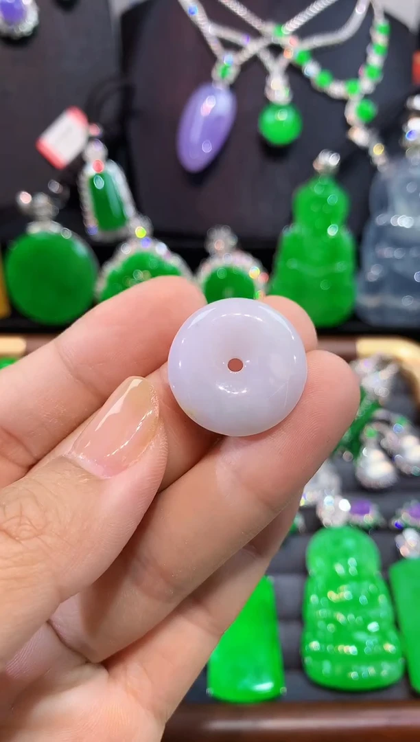 吊坠(不含链)未镶嵌翡翠吊坠