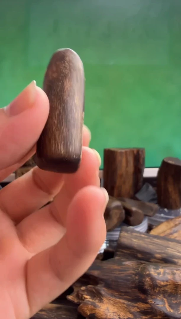 沉香手把件多样性发一