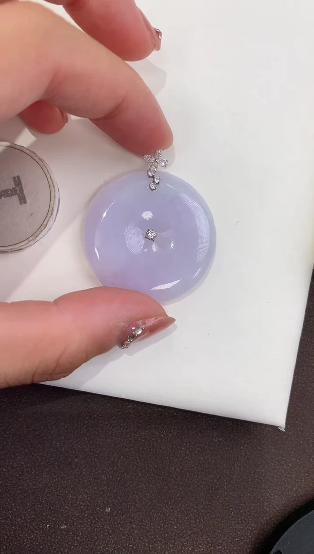 颈饰18K金镶嵌翡翠 天然缅甸a货翡翠(多样性发其一)