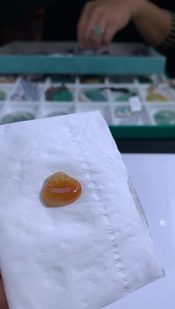 未镶嵌定制翡翠看*翡翠