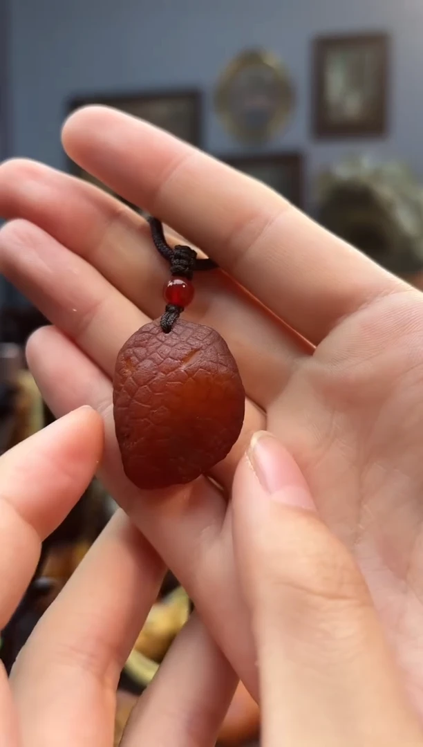 琥珀颈饰未镶嵌吊坠